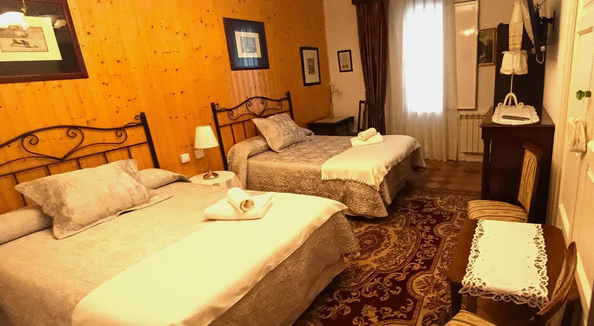 Casa Rural La Casona Urrea de Gaen Bagian luar foto