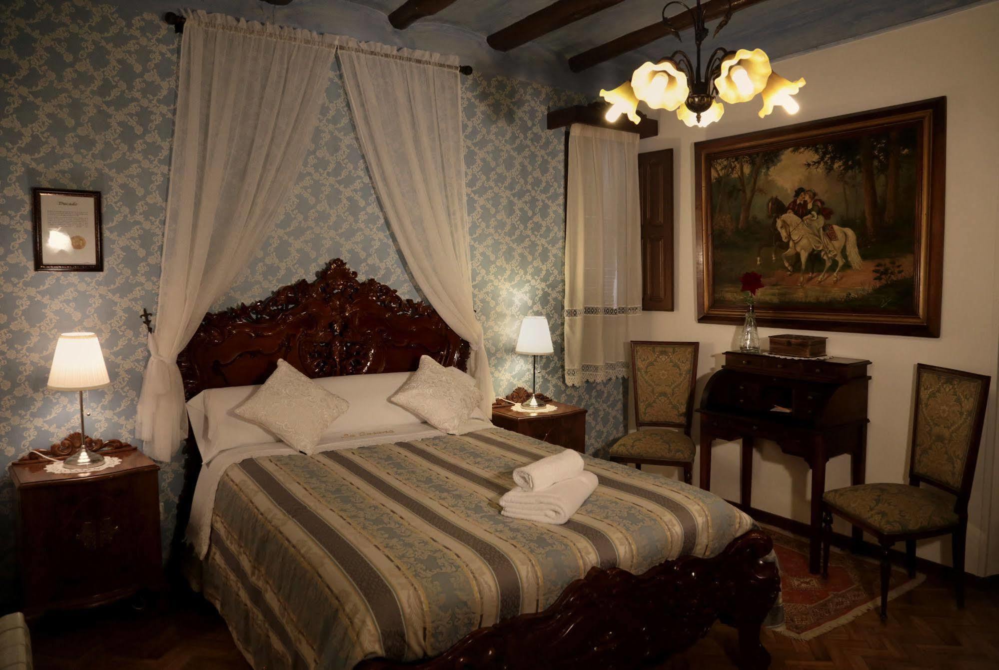 Casa Rural La Casona Urrea de Gaen Bagian luar foto
